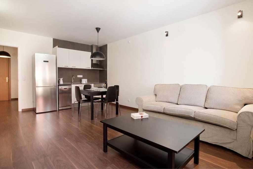 Apart Centrico Con Terraza En Gracia Barcelona Buitenkant foto